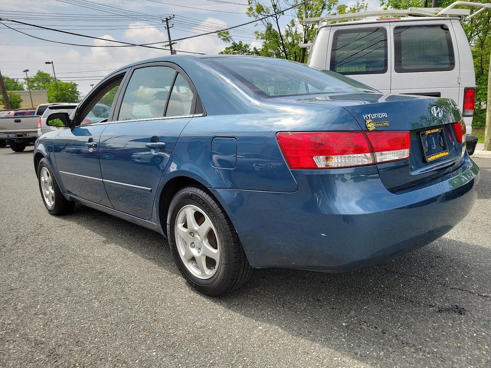 2006 Silver Blue - H1 /Gray - FZ Hyundai Sonata GLS (5NPEU46C46H) with an 2.4L DOHC MPI 16-valve I4 engine w/continuously variable valve timing (CVVT) engine, located at 50 Eastern Blvd., Essex, MD, 21221, (410) 686-3444, 39.304367, -76.484947 - Unveiling a meticulously maintained 2006 Hyundai Sonata GLS 4dr Sdn GLS i4 Auto that boasts an exquisite Silver Blue - H1 exterior with a refined Gray - FZ interior. This carefully used car is not just beautiful, but an equally dynamic performer, powered by a 2.4L DOHC MPI 16-valve I4 engine with Co - Photo #5
