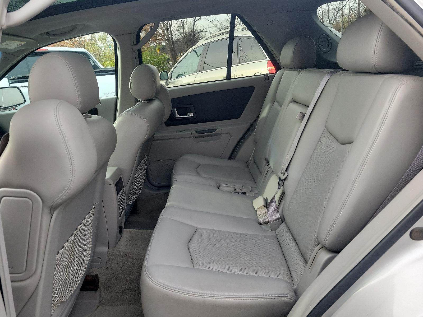 2006 Light Platinum - 67U /Light Gray - 13 Cadillac SRX (1GYEE637460) with an ENGINE, 3.6L V6 VVT engine, located at 50 Eastern Blvd., Essex, MD, 21221, (410) 686-3444, 39.304367, -76.484947 - This 2006 Cadillac SRX 4dr v6 SUV delivers elegance and performance in one impressive package. Drenched in a striking Light Platinum exterior, the vehicle is a visual treat. Inside, a beautiful Light Gray interior offers luxurious comfort, ensuring a pleasurable driving experience. Powered by a 3.6L - Photo #9