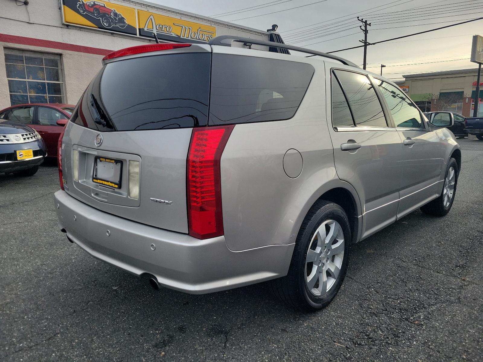 2006 Light Platinum - 67U /Light Gray - 13 Cadillac SRX (1GYEE637460) with an ENGINE, 3.6L V6 VVT engine, located at 50 Eastern Blvd., Essex, MD, 21221, (410) 686-3444, 39.304367, -76.484947 - This 2006 Cadillac SRX 4dr v6 SUV delivers elegance and performance in one impressive package. Drenched in a striking Light Platinum exterior, the vehicle is a visual treat. Inside, a beautiful Light Gray interior offers luxurious comfort, ensuring a pleasurable driving experience. Powered by a 3.6L - Photo #3