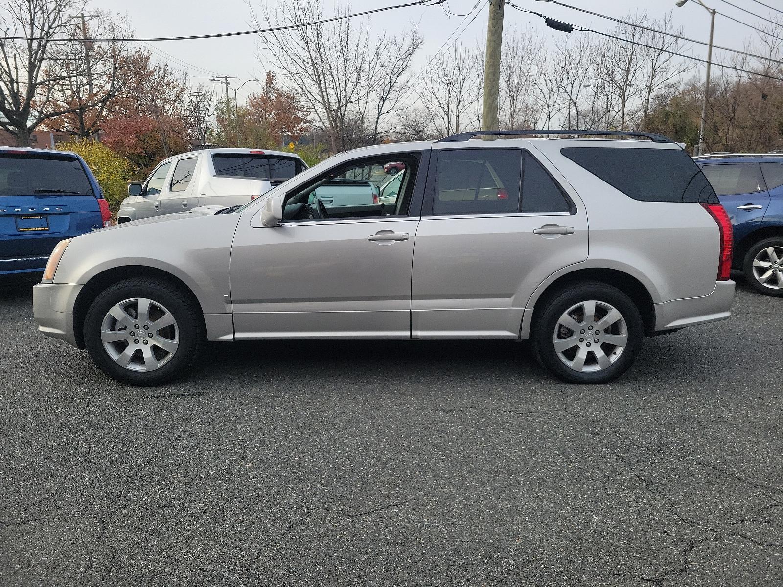 2006 Light Platinum - 67U /Light Gray - 13 Cadillac SRX (1GYEE637460) with an ENGINE, 3.6L V6 VVT engine, located at 50 Eastern Blvd., Essex, MD, 21221, (410) 686-3444, 39.304367, -76.484947 - This 2006 Cadillac SRX 4dr v6 SUV delivers elegance and performance in one impressive package. Drenched in a striking Light Platinum exterior, the vehicle is a visual treat. Inside, a beautiful Light Gray interior offers luxurious comfort, ensuring a pleasurable driving experience. Powered by a 3.6L - Photo #6