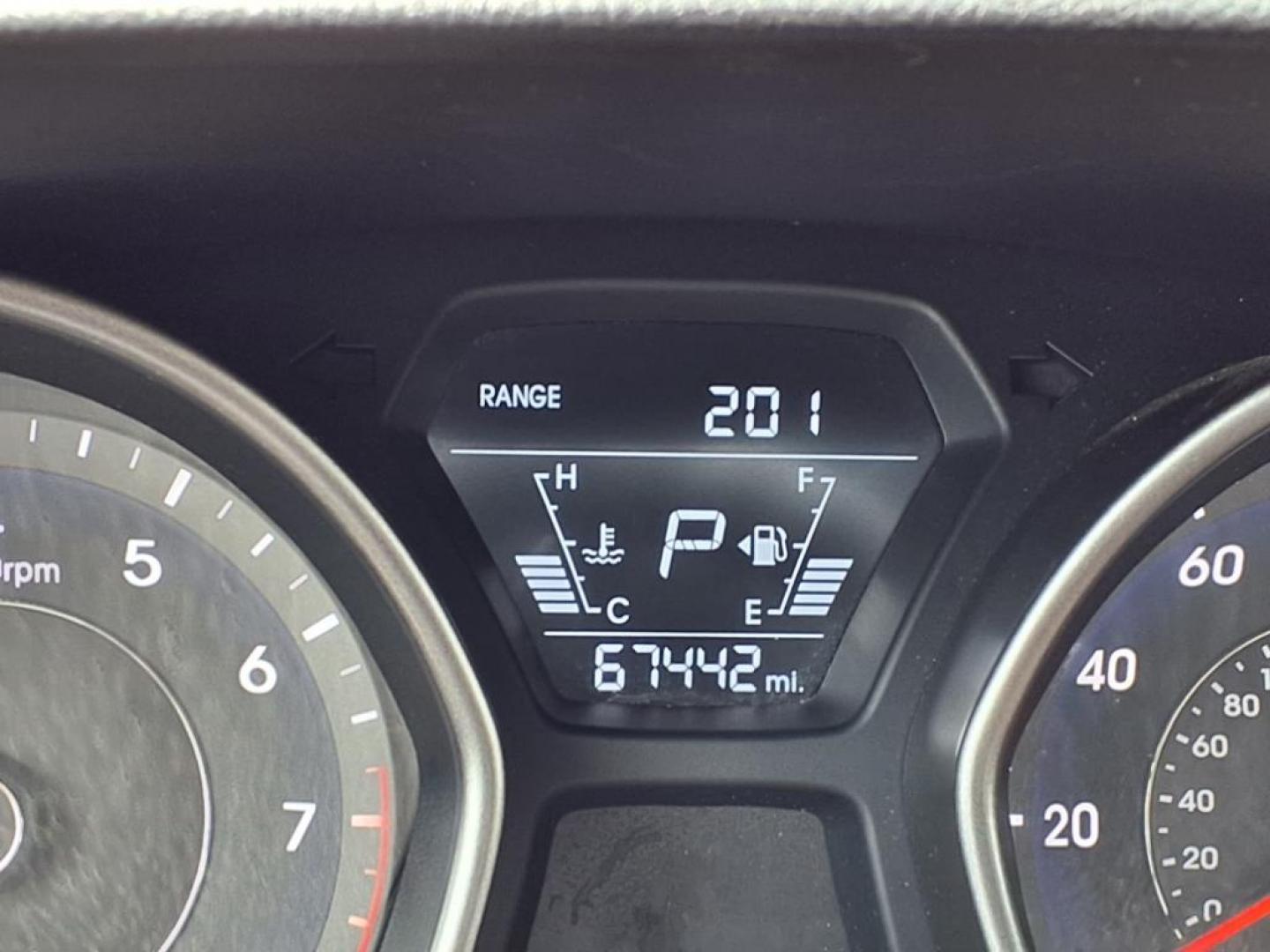 2015 Quartz White Pearl Hyundai ELANTRA SE (5NPDH4AEXFH) with an 1.8L 1.8L I4 145hp 130ft. lbs. Sequential-Port F.I. engine, 6-Speed Shiftable Automatic transmission, located at 50 Eastern Blvd., Essex, MD, 21221, (410) 686-3444, 39.304367, -76.484947 - Photo#19
