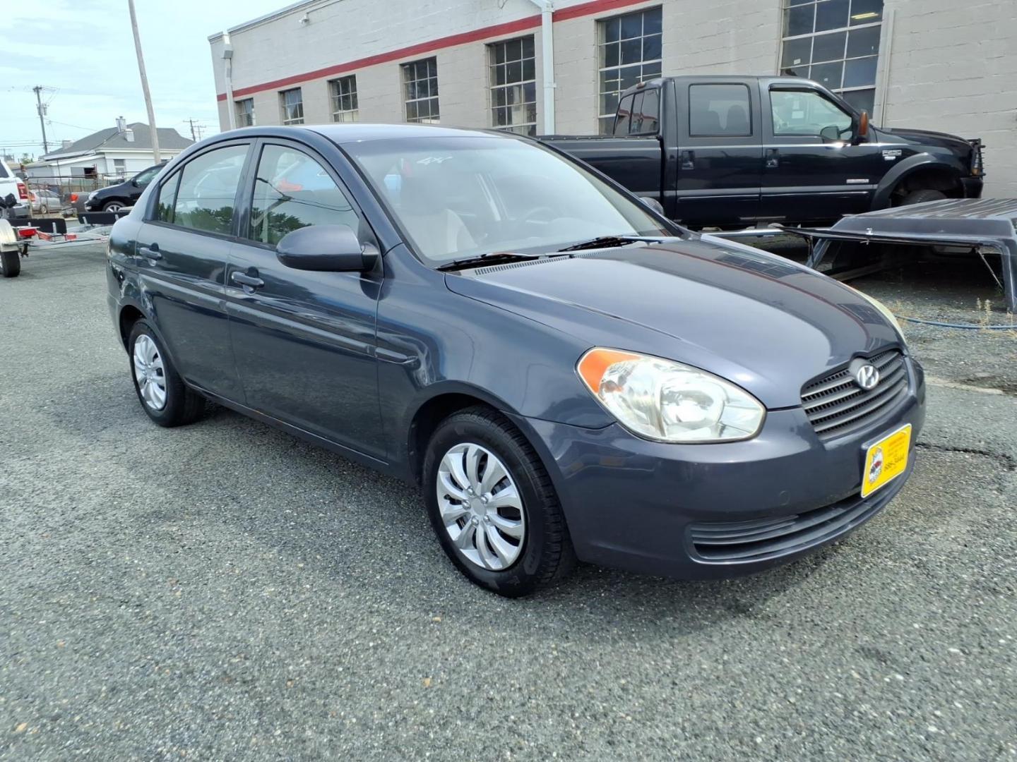 2009 Dk. Gray Hyundai ACCENT GLS (KMHCN46C59U) with an 1.6L 4 Cylinder Sequential-Port F.I. engine, Automatic transmission, located at 50 Eastern Blvd., Essex, MD, 21221, (410) 686-3444, 39.304367, -76.484947- Photo#6