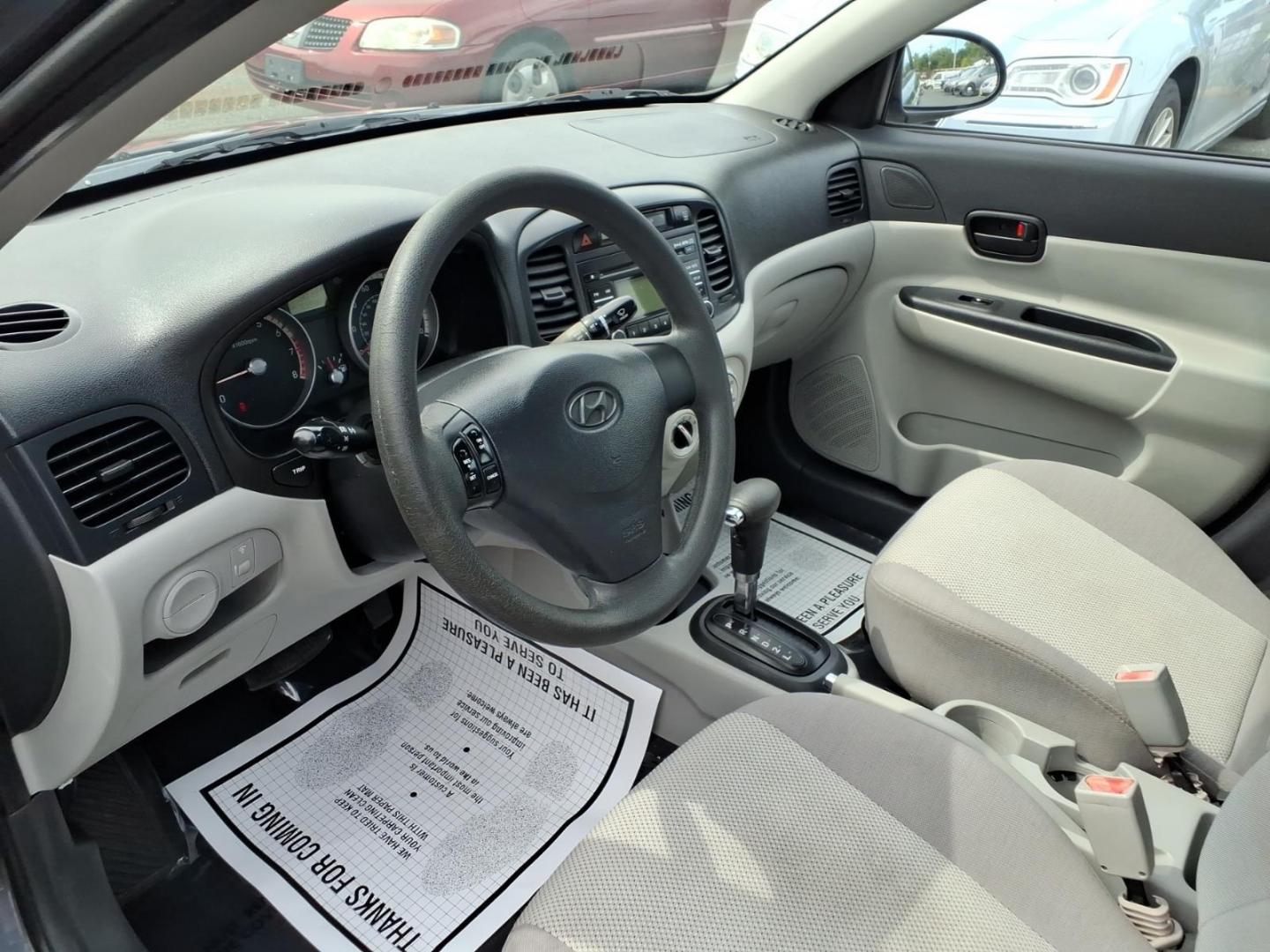 2009 Dk. Gray Hyundai ACCENT GLS (KMHCN46C59U) with an 1.6L 4 Cylinder Sequential-Port F.I. engine, Automatic transmission, located at 50 Eastern Blvd., Essex, MD, 21221, (410) 686-3444, 39.304367, -76.484947- Photo#8
