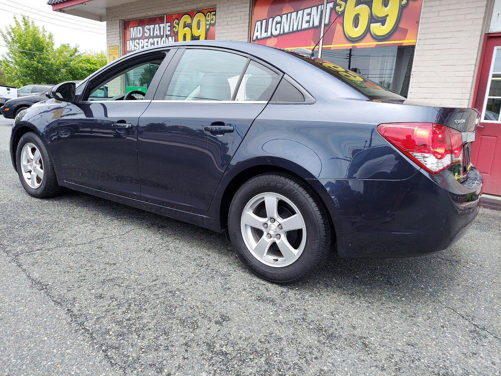 2016 BLUE /Medium Titanium CHEVROLET CRUZE LT (1G1PE5SB9G7) with an ENGINE, ECOTEC TURBO 1.4L VARIABLE VALVE TIMING DOHC 4-CYLINDER SEQUENTIAL MFI engine, located at 50 Eastern Blvd., Essex, MD, 21221, (410) 686-3444, 39.304367, -76.484947 - Proudly presenting our One Owner 2016 Chevrolet Cruze Limited LT Sedan in beautiful Blue Ray Metallic! Powered by an ECOTEC TurboCharged 1.4 Liter 4 Cylinder that generates 138hp while paired with a 6 Speed Automatic transmission. You'll enjoy brilliant driving dynamics in this Front Wheel Drive Sed - Photo #5