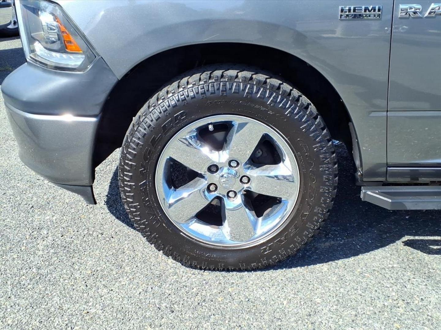 2011 Mineral Gray Metallic Clear Coat RAM 1500 Sport (1D7RV1GTXBS) with an 5.7L HEMI 5.7L V8 390hp 407ft. lbs. Sequential-Port F.I. engine, 5-Speed Automatic transmission, located at 50 Eastern Blvd., Essex, MD, 21221, (410) 686-3444, 39.304367, -76.484947 - Photo#7