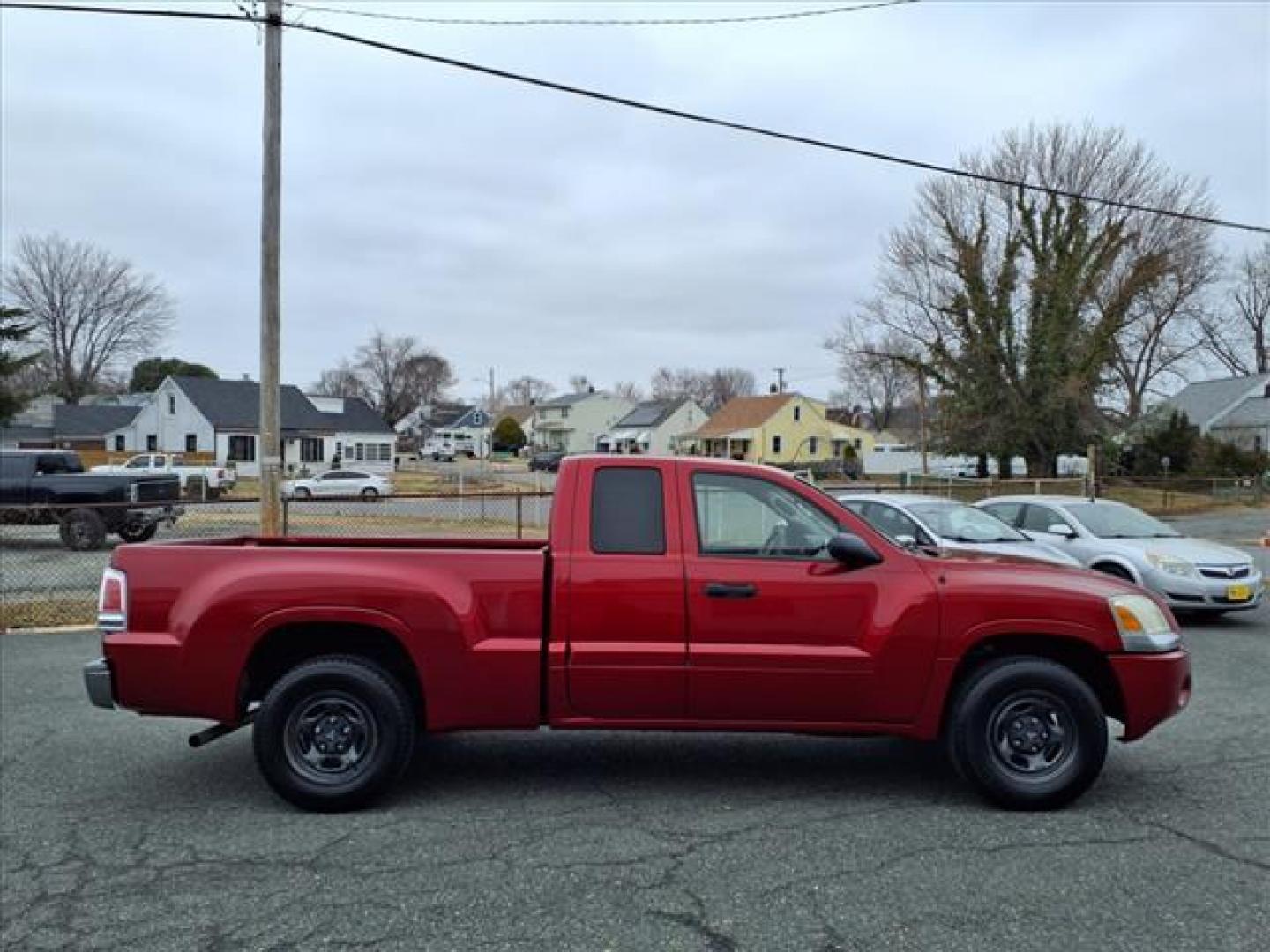 2008 Lava Red Mitsubishi Raider LS (1Z7HC22K38S) with an 3.7L 3.7L V6 210hp 235ft. lbs. Fuel Injected engine, 4-Speed Automatic transmission, located at 50 Eastern Blvd., Essex, MD, 21221, (410) 686-3444, 39.304367, -76.484947 - Photo#5