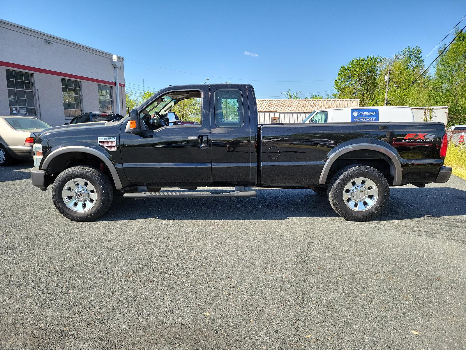 2008 Black - UD /Black - A Ford Super Duty F-250 XLT (1FTSX21R88E) with an 6.4L OHV V8 TURBO-DIESEL POWER STROKE ENGINE engine, located at 50 Eastern Blvd., Essex, MD, 21221, (410) 686-3444, 39.304367, -76.484947 - <p>As powerful and efficient as it is stylish, our 2008 Ford Super Duty F-250 XLT SuperCab 4X4 in Black is ready to get to work. Powered by a TurboCharged 6.4 Liter PowerStroke Diesel V8 that delivers 350hp on command paired with a durable Automatic transmission. This Four Wheel Drive boasts incredi - Photo #6