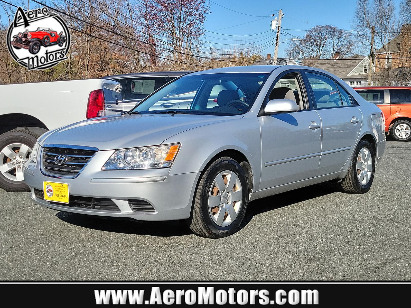 2010 Radiant Silver - SM /Gray - U7 Hyundai Sonata GLS PZEV (5NPET4AC3AH) with an 2.4L DOHC 16-valve I4 engine engine, located at 50 Eastern Blvd., Essex, MD, 21221, (410) 686-3444, 39.304367, -76.484947 - <p>Our great-looking 2010 Hyundai Sonata GLS Sedan is just stunning in Radiant Silver! Powered by a proven 2.4 Liter 4 Cylinder that generates 175hp connected to a 5 Speed Automatic transmission. This Front Wheel Drive team returns nearly 32mpg on the highway and offers a compliant ride with excelle - Photo #0