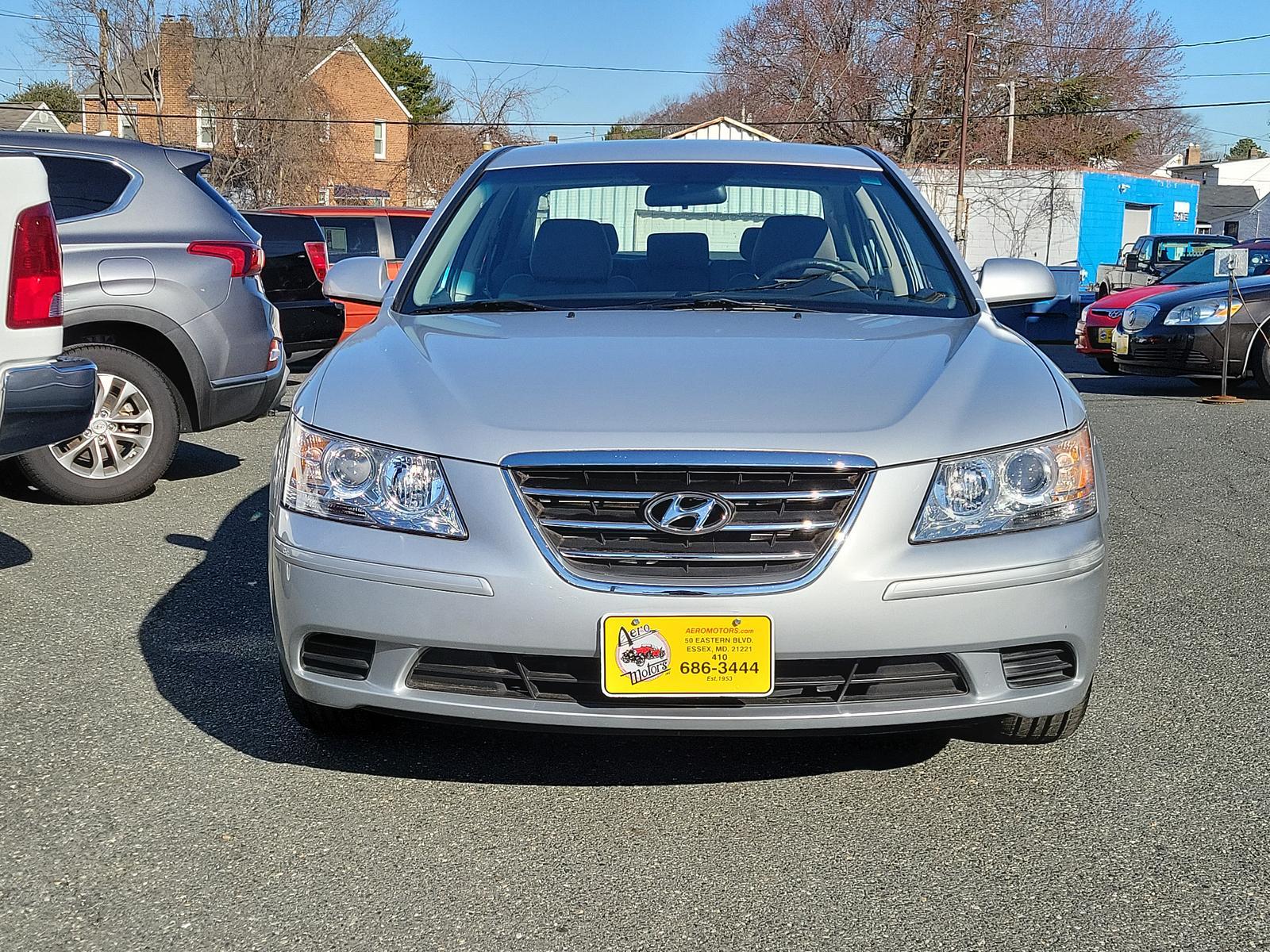 2010 Radiant Silver - SM /Gray - U7 Hyundai Sonata GLS PZEV (5NPET4AC3AH) with an 2.4L DOHC 16-valve I4 engine engine, located at 50 Eastern Blvd., Essex, MD, 21221, (410) 686-3444, 39.304367, -76.484947 - <p>Our great-looking 2010 Hyundai Sonata GLS Sedan is just stunning in Radiant Silver! Powered by a proven 2.4 Liter 4 Cylinder that generates 175hp connected to a 5 Speed Automatic transmission. This Front Wheel Drive team returns nearly 32mpg on the highway and offers a compliant ride with excelle - Photo #1