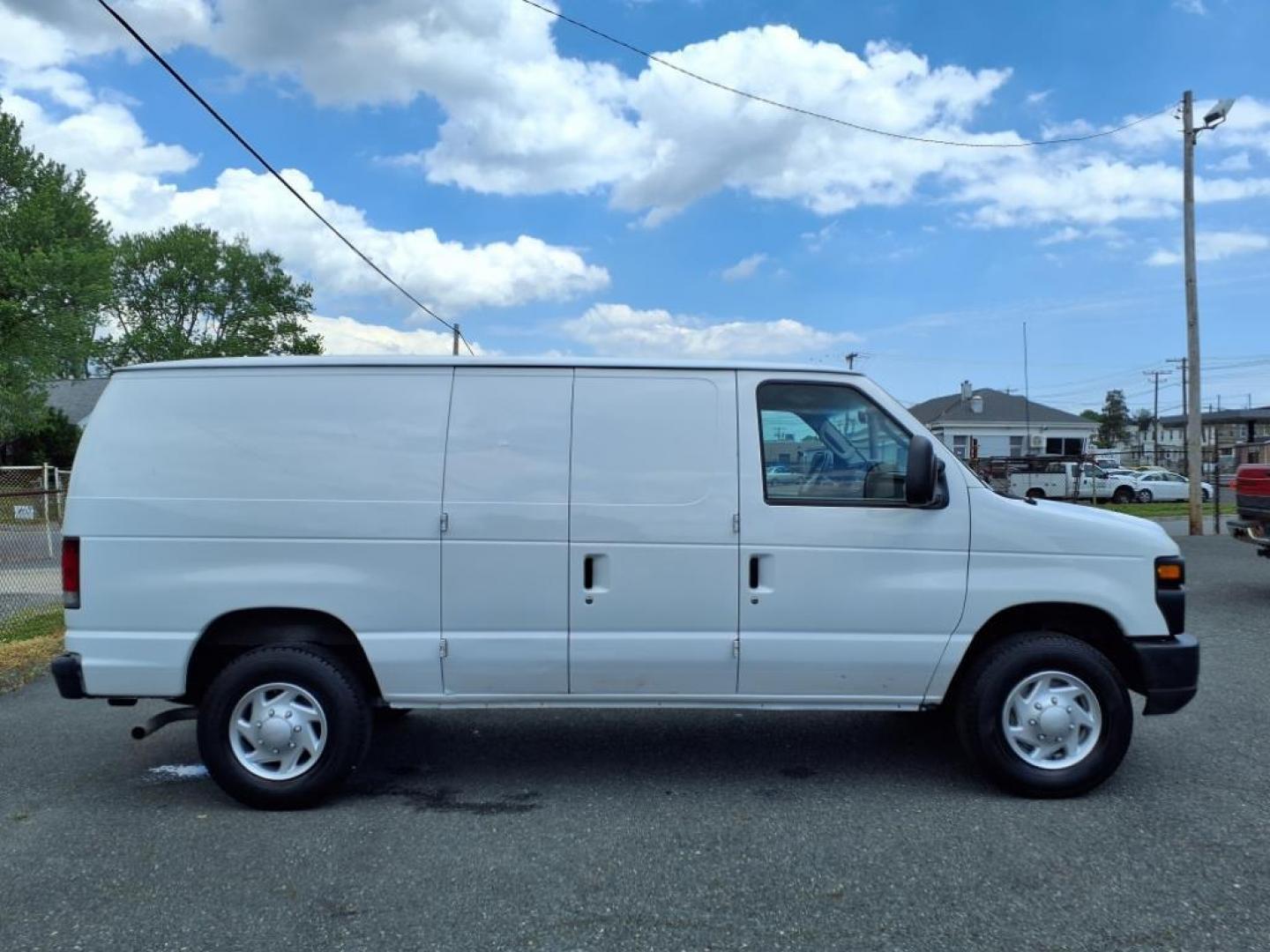 2014 White Ford E-Series E-250 (1FTNE2EW2ED) with an 4.6L 8 Cylinder Sequential-Port F.I. engine, Automatic transmission, located at 50 Eastern Blvd., Essex, MD, 21221, (410) 686-3444, 39.304367, -76.484947 - Photo#6