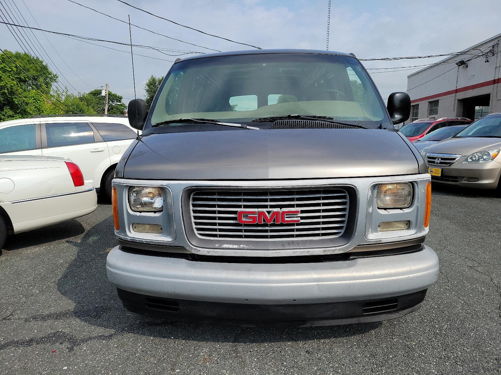 2001 Dark Bronzemist Metallic - 76U /Neutral - 52 GMC Savana Cargo Van (1GTFG25R611) with an 5.7L (350) SFI V8 VORTEC 5700 ENGINE engine, located at 50 Eastern Blvd., Essex, MD, 21221, (410) 686-3444, 39.304367, -76.484947 - <p>Look closely at our 2001 GMC Savana Cargo Van in Dark Bronze Mist Metallic and imagine the possibilities! Powered by a TurboCharged 5.7 Liter V8 that offers 255hp connected to a 4 Speed Automatic transmission. Driving our Rear Wheel Drive van proves to be a workhorse as it returns up to 18mpg on - Photo #1
