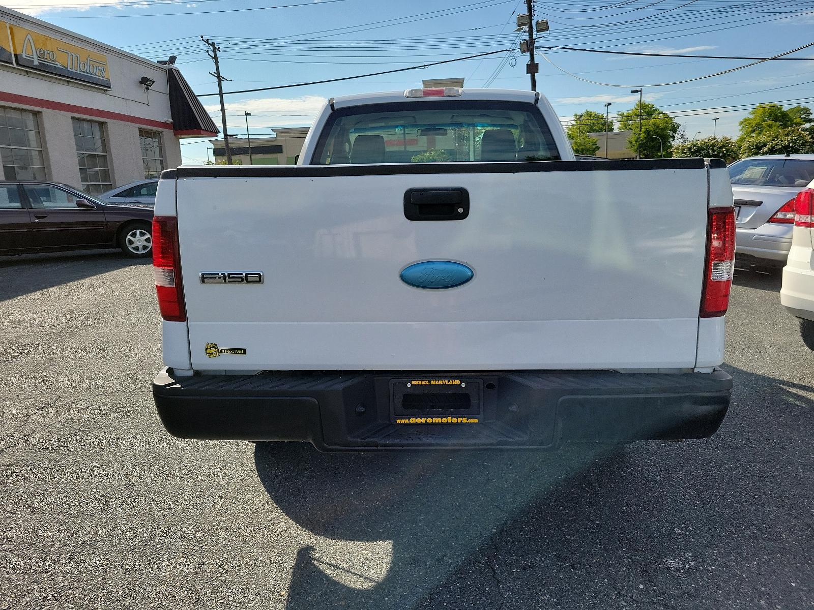 2007 Oxford White - YZ /Flint - E Ford F-150 XL (1FTRF12267K) with an 4.2L EFI V6 ENGINE engine, located at 50 Eastern Blvd., Essex, MD, 21221, (410) 686-3444, 39.304367, -76.484947 - <p>Our 2007 Ford F-150 XL Regular Cab 4X2 is a great truck for mixing work and play in Dark Blue Pearl. Powered by a 4.2 Liter V6 generating 202hp while connected to the 4 Speed Automatic transmission for optimal performance. Once you're behind the wheel of this Rear Wheel Drive F-150, enjoy earning - Photo #4