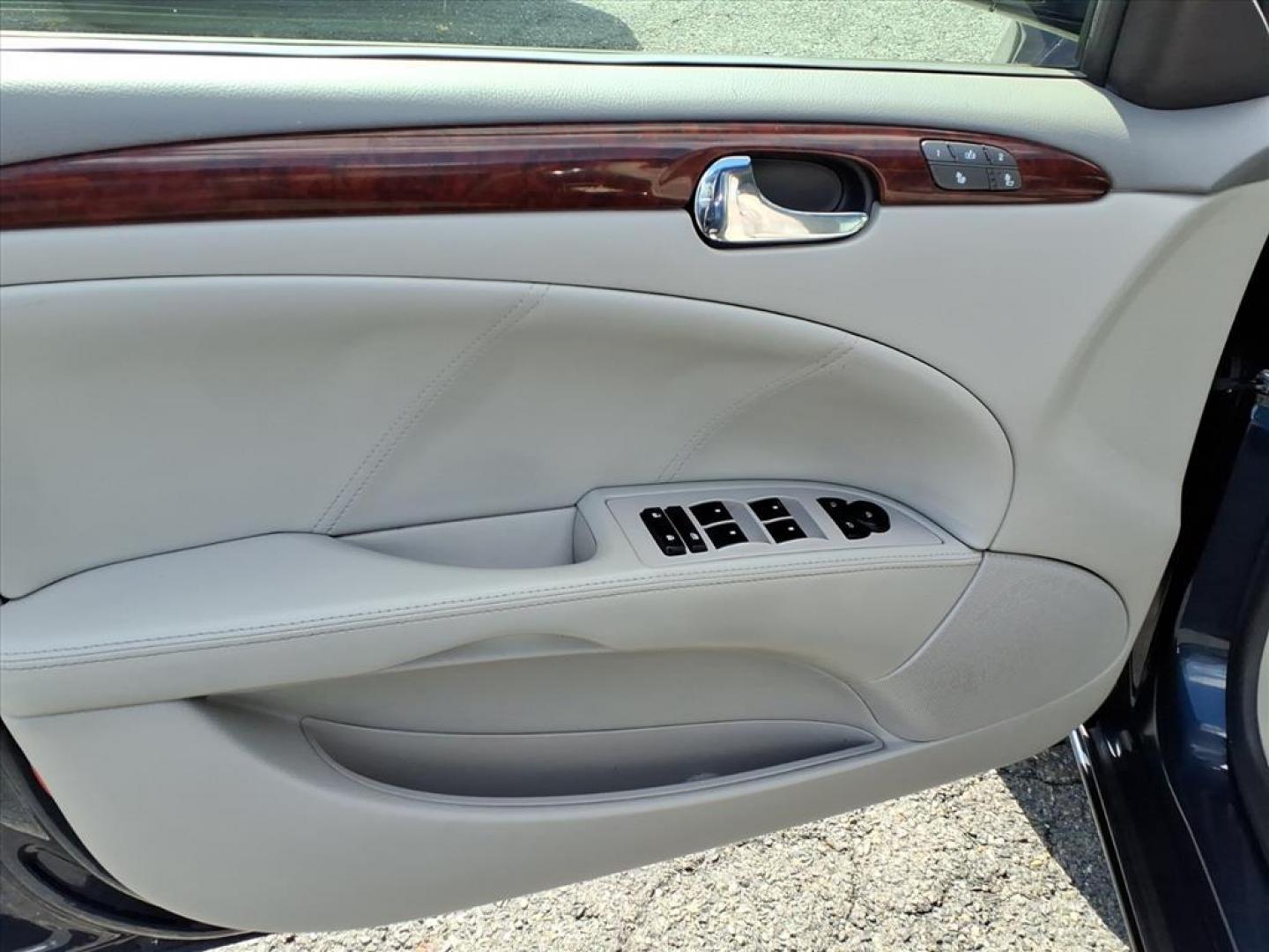 2009 Blue Buick Lucerne CXL Special Edition (1G4HD57M59U) with an 3.9L 3.9L Flex Fuel V6 227hp 237ft. lbs. Fuel Injected engine, 4-Speed Automatic transmission, located at 50 Eastern Blvd., Essex, MD, 21221, (410) 686-3444, 39.304367, -76.484947 - Photo#9