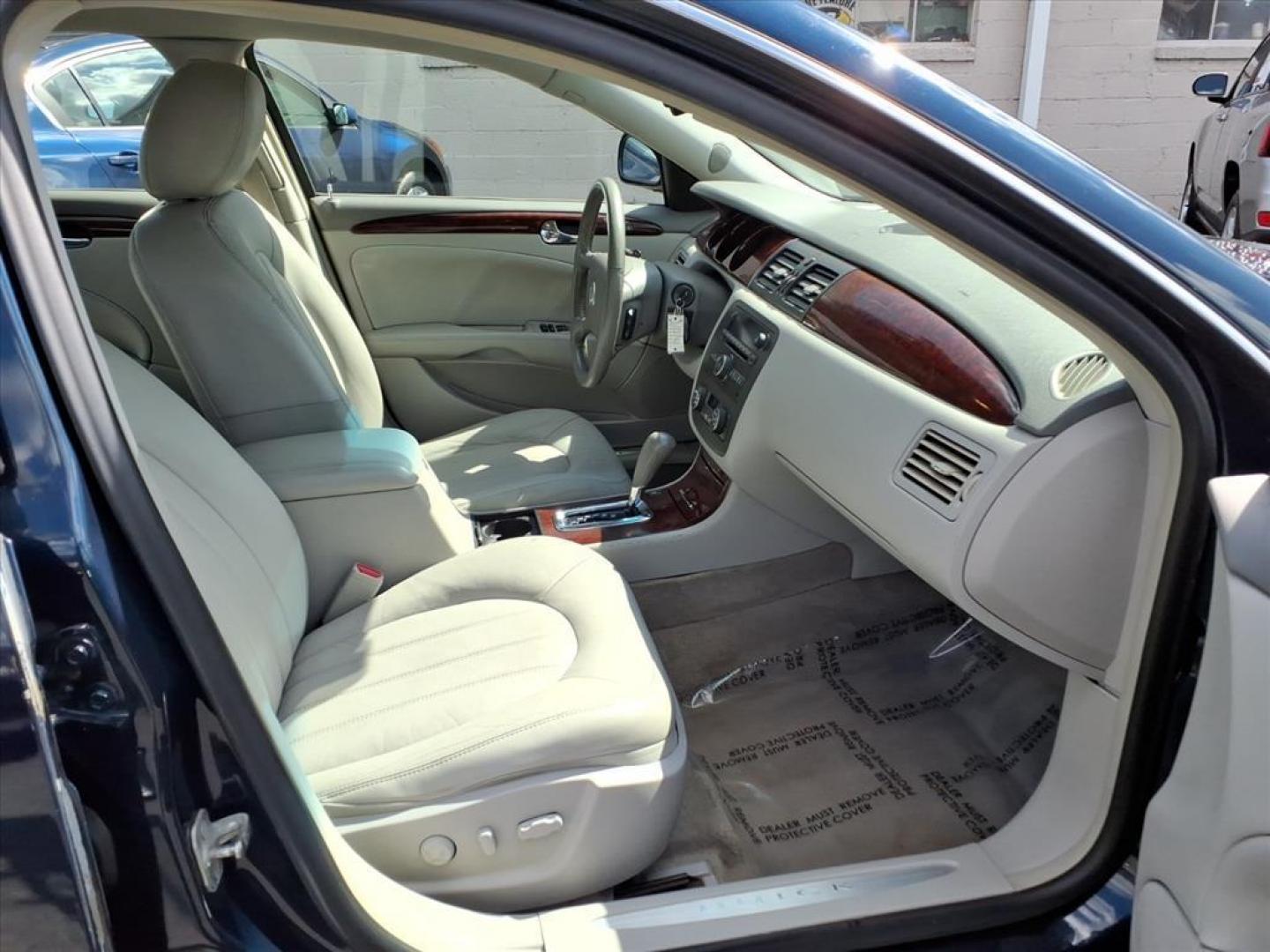 2009 Blue Buick Lucerne CXL Special Edition (1G4HD57M59U) with an 3.9L 3.9L Flex Fuel V6 227hp 237ft. lbs. Fuel Injected engine, 4-Speed Automatic transmission, located at 50 Eastern Blvd., Essex, MD, 21221, (410) 686-3444, 39.304367, -76.484947 - Photo#16