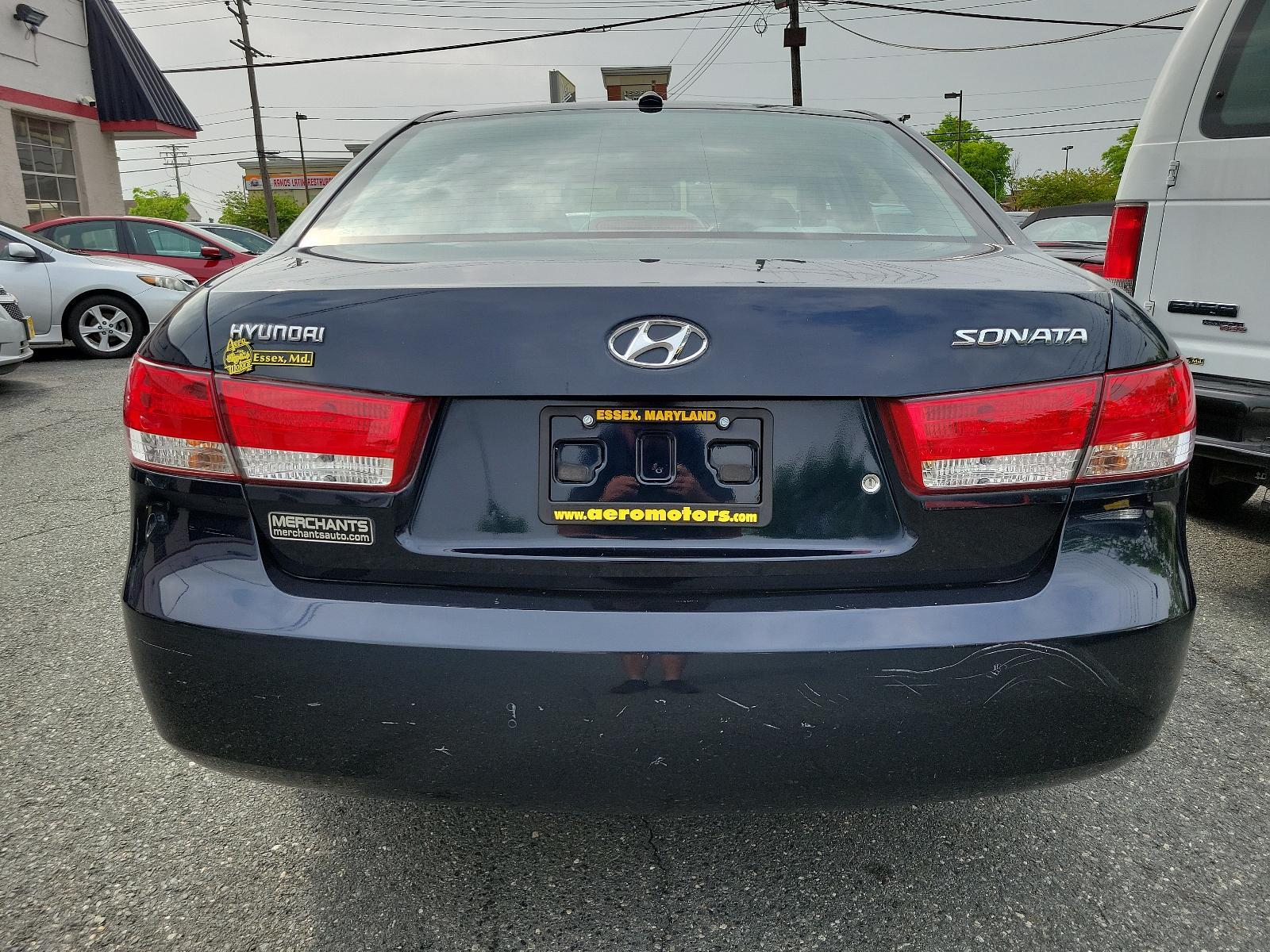 2008 Deepwater Blue - P1 /Gray - FZ Hyundai Sonata GLS (5NPET46C08H) with an 2.4L DOHC CVVT 16-valve I4 engine engine, located at 50 Eastern Blvd., Essex, MD, 21221, (410) 686-3444, 39.304367, -76.484947 - Presenting our stunning 2008 Hyundai Sonata GLS, a perfect blend of impressive style and outstanding performance. Nestled in its hood is a robust 2.4L DOHC CVVT 16-valve i4 engine, ensuring a smooth and powerful driving experience. This sedan's exterior is a striking deepwater blue, radiating a stat - Photo #4