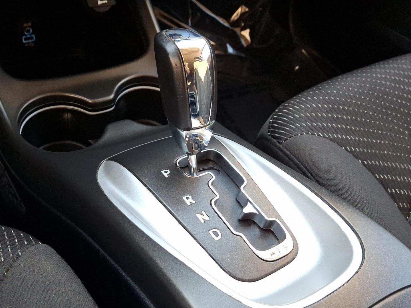 2018 White Dodge Journey SE (3C4PDCAB7JT) with an 2.4L 4 Cylinder Sequential-Port F.I. engine, Automatic transmission, located at 50 Eastern Blvd., Essex, MD, 21221, (410) 686-3444, 39.304367, -76.484947 - Photo#39