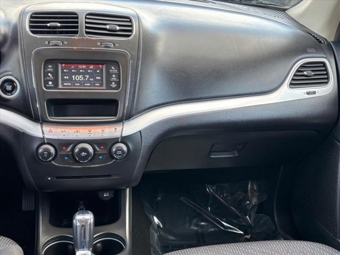 2018 White Dodge Journey SE (3C4PDCAB7JT) with an 2.4L 4 Cylinder Sequential-Port F.I. engine, Automatic transmission, located at 50 Eastern Blvd., Essex, MD, 21221, (410) 686-3444, 39.304367, -76.484947 - Photo#17