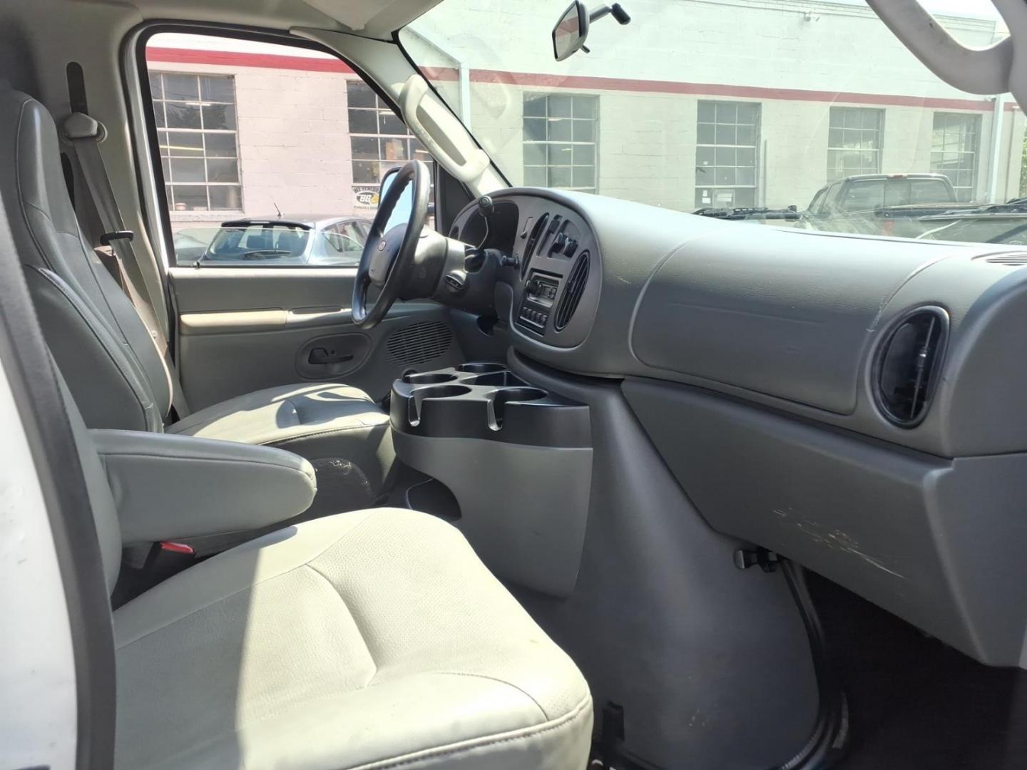 2008 Ford E-Series E-250 (1FTNE24W08D) with an 4.6L 8 Cylinder Sequential-Port F.I. engine, Not Specified transmission, located at 50 Eastern Blvd., Essex, MD, 21221, (410) 686-3444, 39.304367, -76.484947- Photo#14
