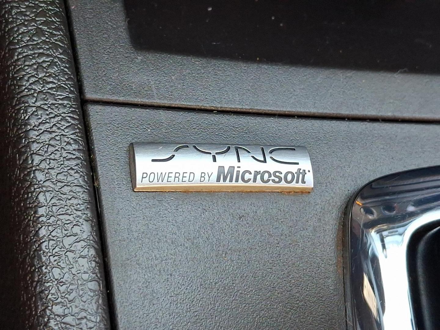 2009 Black Mercury Milan I-4 (3MEHM07Z39R) with an 2.3L 4 Cylinder Sequential-Port F.I. engine, Automatic transmission, located at 50 Eastern Blvd., Essex, MD, 21221, (410) 686-3444, 39.304367, -76.484947 - Photo#45
