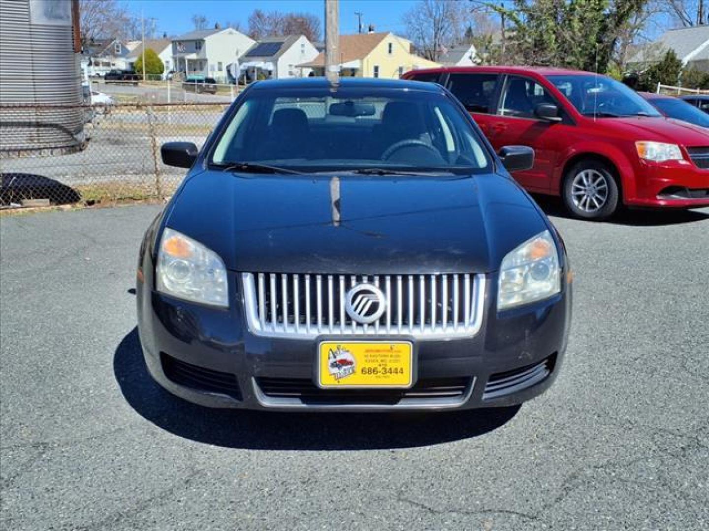 2009 Black Mercury Milan I-4 (3MEHM07Z39R) with an 2.3L 4 Cylinder Sequential-Port F.I. engine, Automatic transmission, located at 50 Eastern Blvd., Essex, MD, 21221, (410) 686-3444, 39.304367, -76.484947 - Photo#5