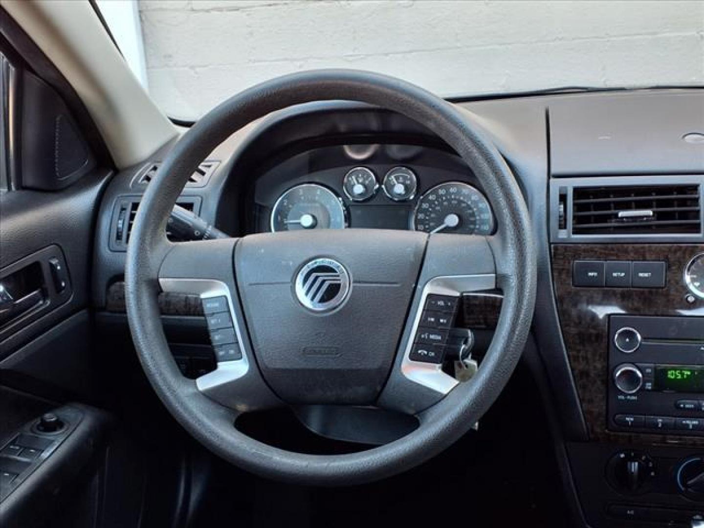 2009 Black Mercury Milan I-4 (3MEHM07Z39R) with an 2.3L 4 Cylinder Sequential-Port F.I. engine, Automatic transmission, located at 50 Eastern Blvd., Essex, MD, 21221, (410) 686-3444, 39.304367, -76.484947 - Photo#10