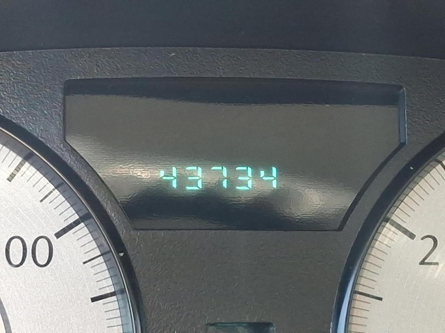 2009 Silver Chrysler 300 LX (2C3KA43DX9H) with an 2.7L 6 Cylinder Sequential-Port F.I. engine, Automatic transmission, located at 50 Eastern Blvd., Essex, MD, 21221, (410) 686-3444, 39.304367, -76.484947 - Photo#36