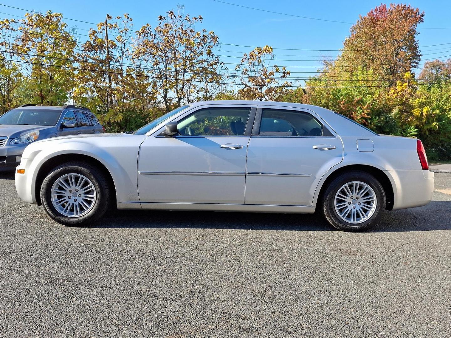 2009 Silver Chrysler 300 LX (2C3KA43DX9H) with an 2.7L 6 Cylinder Sequential-Port F.I. engine, Automatic transmission, located at 50 Eastern Blvd., Essex, MD, 21221, (410) 686-3444, 39.304367, -76.484947 - Photo#25