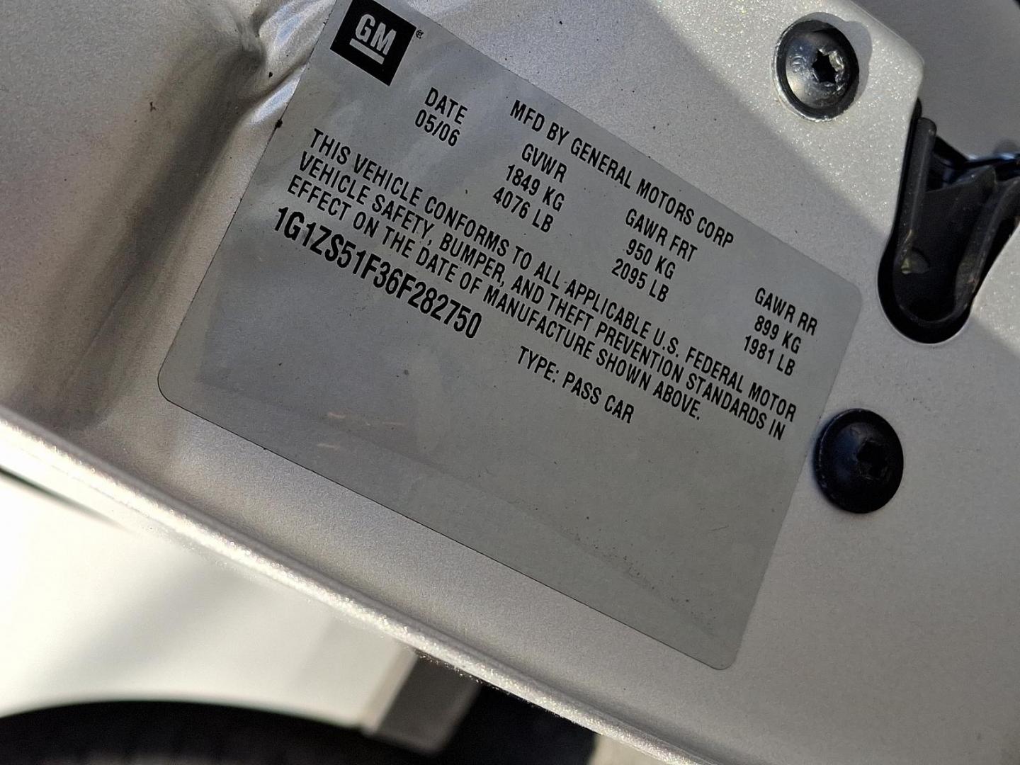 2006 Silver Chevrolet Malibu LS (1G1ZS51F36F) with an 2.2L 4 Cylinder Fuel Injected engine, Automatic transmission, located at 50 Eastern Blvd., Essex, MD, 21221, (410) 686-3444, 39.304367, -76.484947 - Photo#42