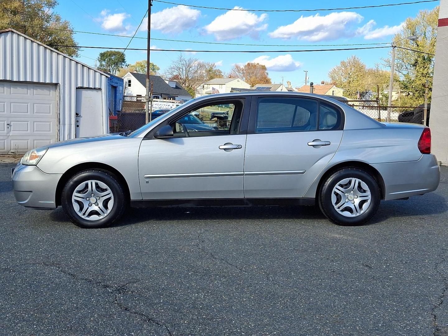 2006 Silver Chevrolet Malibu LS (1G1ZS51F36F) with an 2.2L 4 Cylinder Fuel Injected engine, Automatic transmission, located at 50 Eastern Blvd., Essex, MD, 21221, (410) 686-3444, 39.304367, -76.484947 - Photo#27