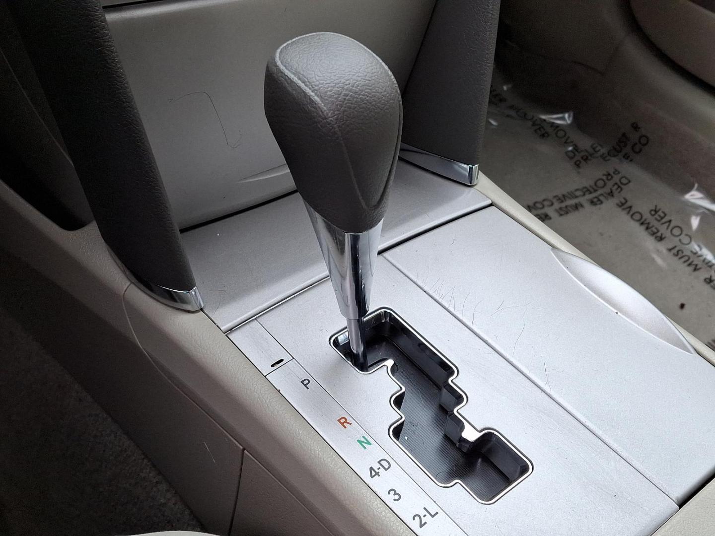 2008 Black Toyota Camry LE (4T1BE46K18U) with an 2.4L 2.4L I4 158hp 161ft. lbs. Fuel Injected engine, 5-Speed Automatic Overdrive w/ECT-i transmission, located at 50 Eastern Blvd., Essex, MD, 21221, (410) 686-3444, 39.304367, -76.484947 - Photo#55