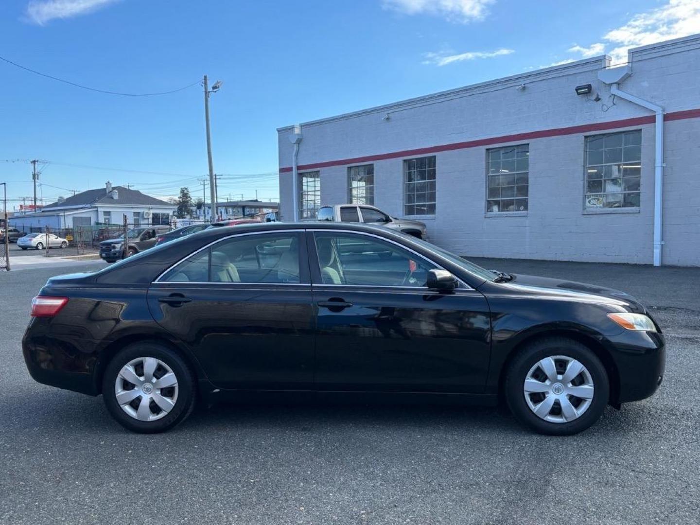 2008 Black Toyota Camry LE (4T1BE46K18U) with an 2.4L 2.4L I4 158hp 161ft. lbs. Fuel Injected engine, 5-Speed Automatic Overdrive w/ECT-i transmission, located at 50 Eastern Blvd., Essex, MD, 21221, (410) 686-3444, 39.304367, -76.484947 - Photo#5