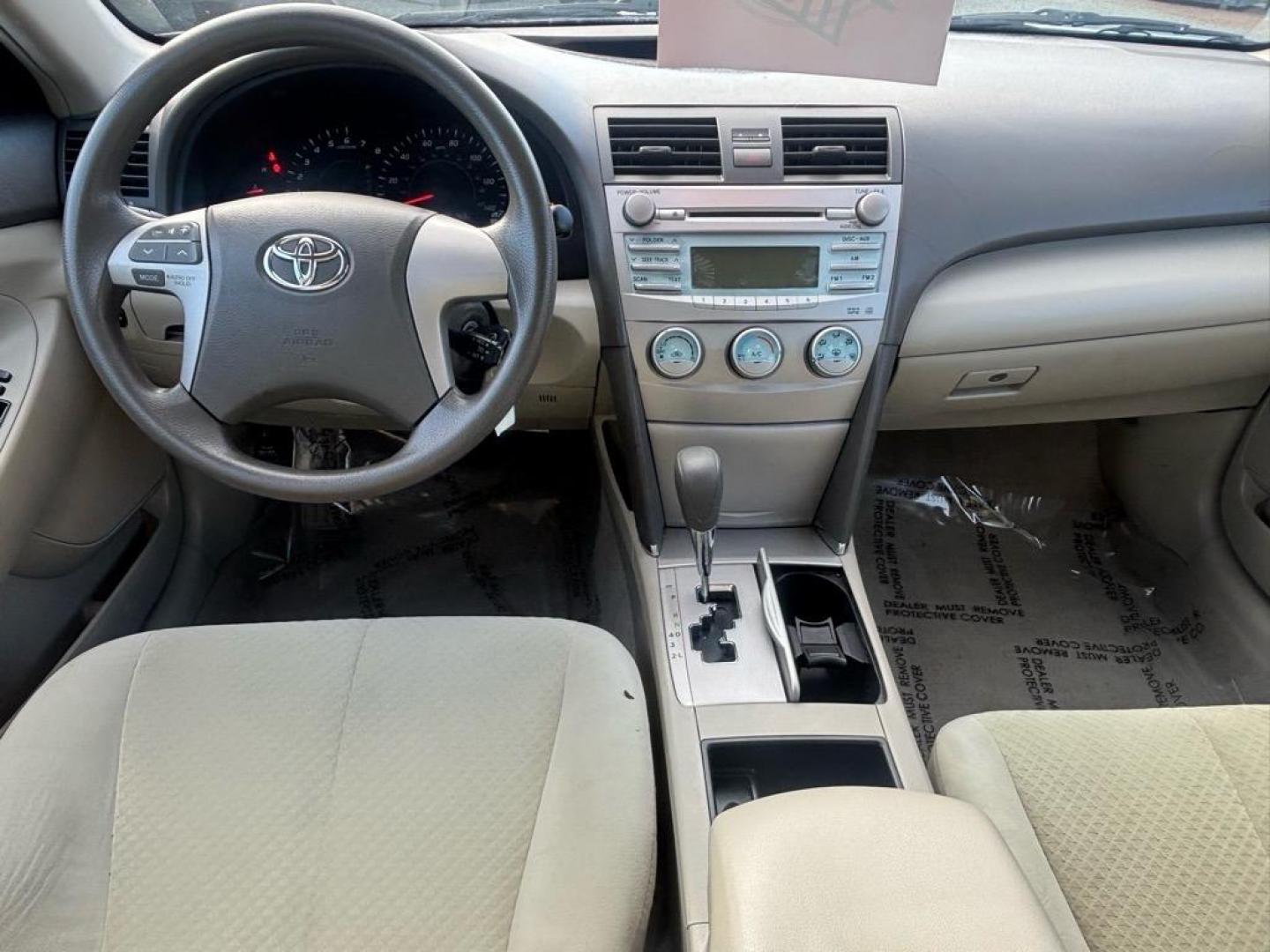 2008 Black Toyota Camry LE (4T1BE46K18U) with an 2.4L 2.4L I4 158hp 161ft. lbs. Fuel Injected engine, 5-Speed Automatic Overdrive w/ECT-i transmission, located at 50 Eastern Blvd., Essex, MD, 21221, (410) 686-3444, 39.304367, -76.484947 - Photo#15