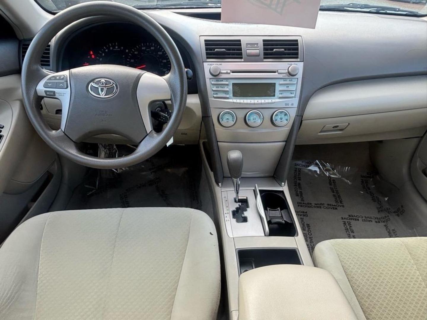2008 Black Toyota Camry LE (4T1BE46K18U) with an 2.4L 2.4L I4 158hp 161ft. lbs. Fuel Injected engine, 5-Speed Automatic Overdrive w/ECT-i transmission, located at 50 Eastern Blvd., Essex, MD, 21221, (410) 686-3444, 39.304367, -76.484947 - Photo#36