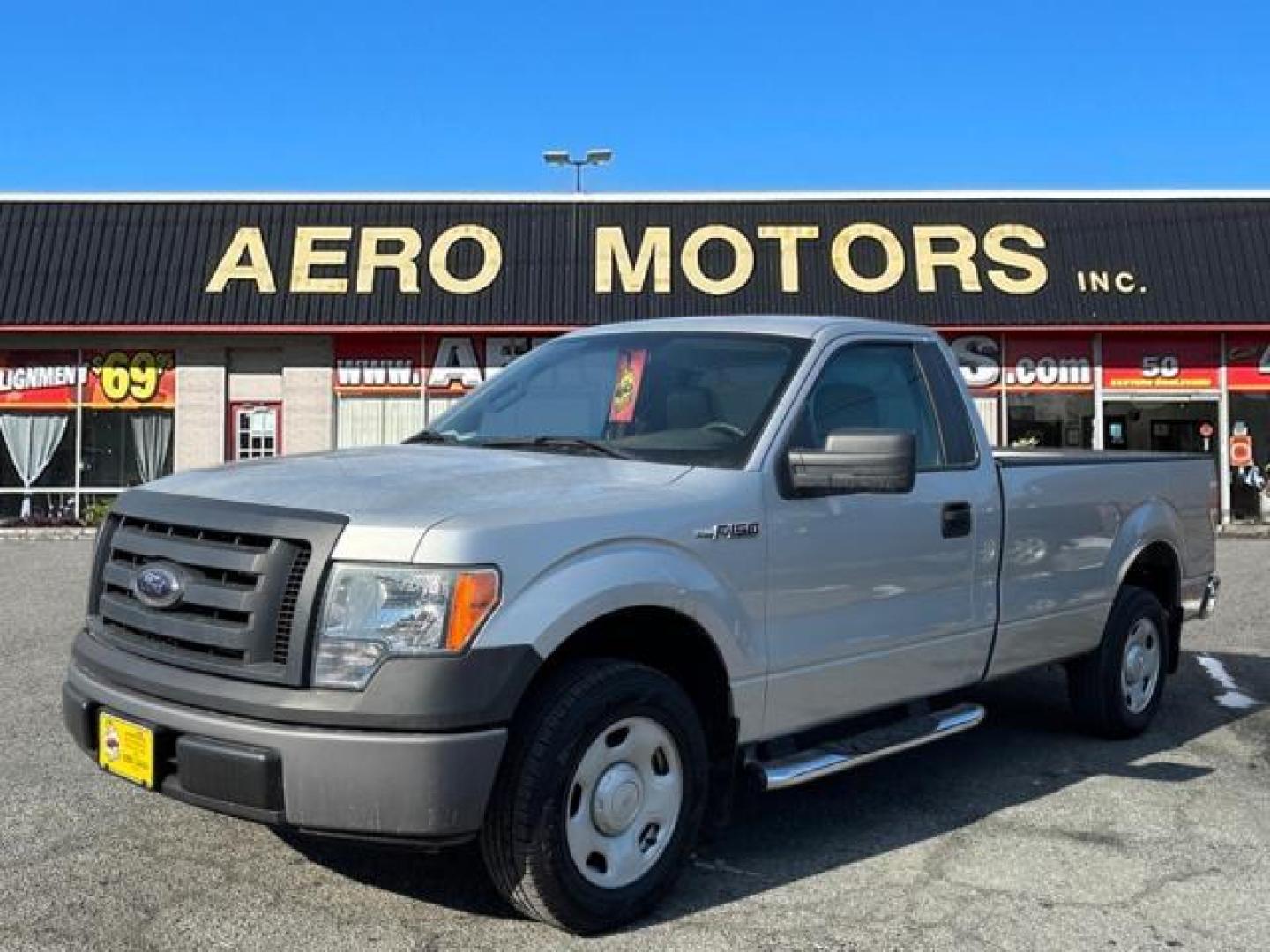 2009 Brilliant Silver Clearcoat Metallic Ford F-150 XL (1FTRF12819K) with an 4.6L 4.6L 3V V8 292hp 320ft. lbs. Sequential-Port F.I. engine, 6-Speed Automatic transmission, located at 50 Eastern Blvd., Essex, MD, 21221, (410) 686-3444, 39.304367, -76.484947 - Photo#20