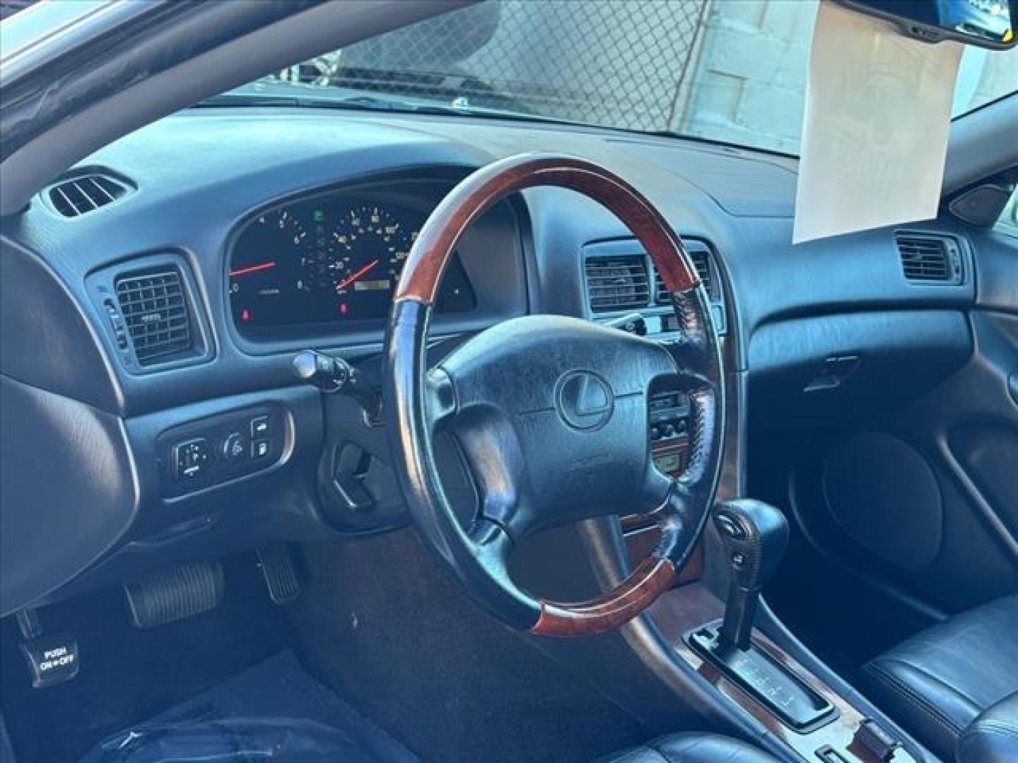 2001 Silver Lexus ES 300 Base (JT8BF28G410) with an 3.0L 6 Cylinder Fuel Injected engine, Automatic transmission, located at 50 Eastern Blvd., Essex, MD, 21221, (410) 686-3444, 39.304367, -76.484947 - Photo#10
