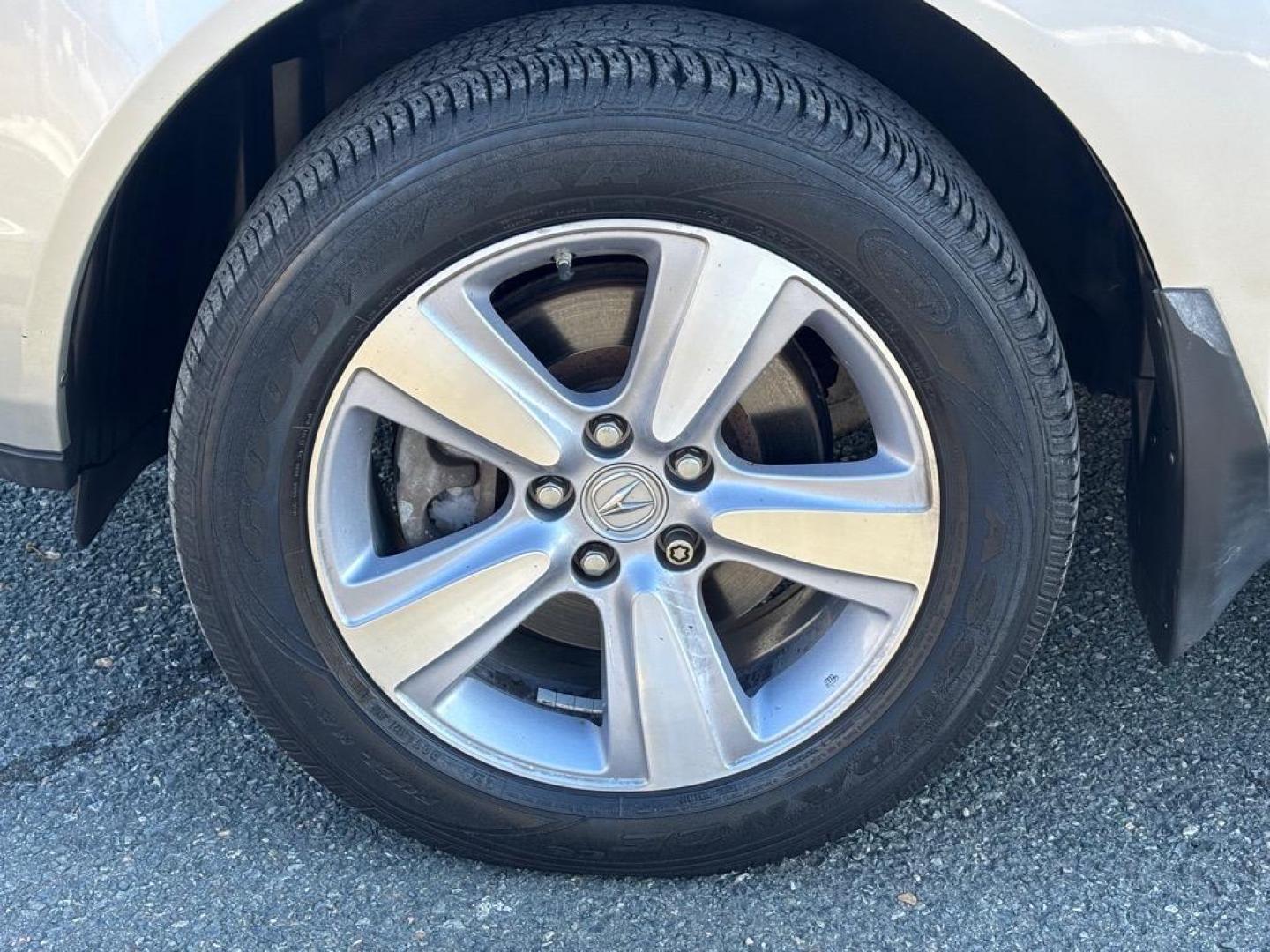 2012 Palladium Metallic Acura MDX SH-AWD (2HNYD2H26CH) with an 3.7L 6 Cylinder Sequential-Port F.I. engine, Automatic transmission, located at 50 Eastern Blvd., Essex, MD, 21221, (410) 686-3444, 39.304367, -76.484947 - Photo#7