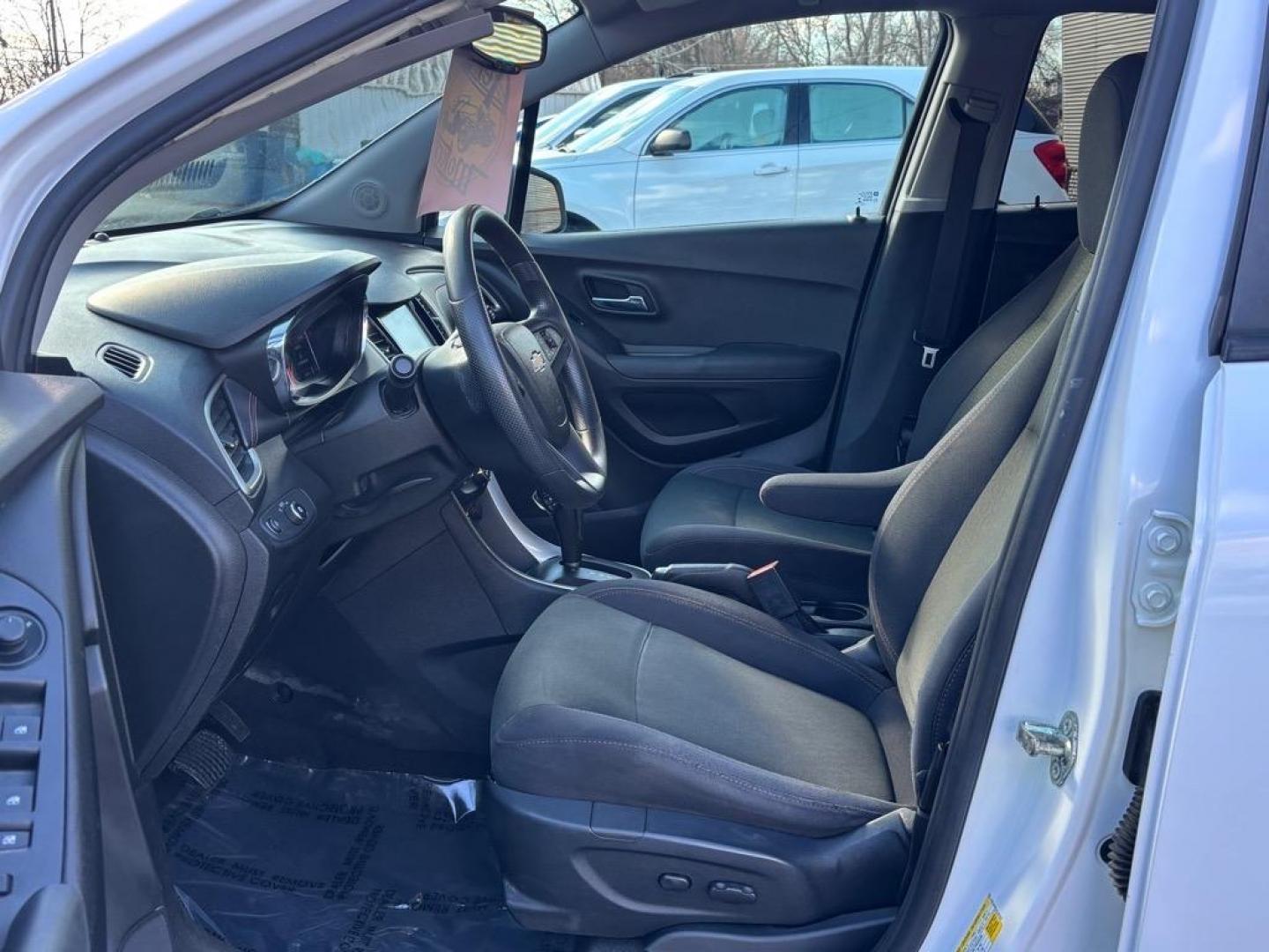 2017 Summit White Chevrolet Trax LS (3GNCJKSB1HL) with an 1.4L 4 Cylinder Sequential-Port F.I. engine, Automatic transmission, located at 50 Eastern Blvd., Essex, MD, 21221, (410) 686-3444, 39.304367, -76.484947 - Photo#12
