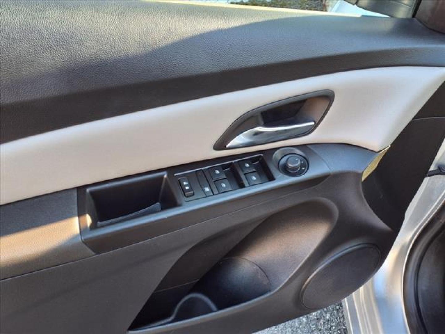 2015 Silver Ice Metallic Chevrolet Cruze LS Auto (1G1PA5SH2F7) with an 1.8L 4 Cylinder Sequential-Port F.I. engine, Automatic transmission, located at 50 Eastern Blvd., Essex, MD, 21221, (410) 686-3444, 39.304367, -76.484947 - Photo#9