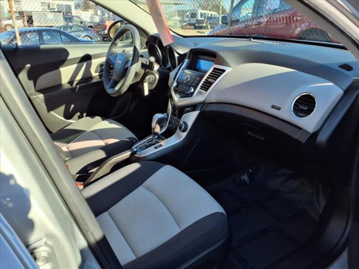 2015 Silver Ice Metallic Chevrolet Cruze LS Auto (1G1PA5SH2F7) with an 1.8L 4 Cylinder Sequential-Port F.I. engine, Automatic transmission, located at 50 Eastern Blvd., Essex, MD, 21221, (410) 686-3444, 39.304367, -76.484947 - Photo#15
