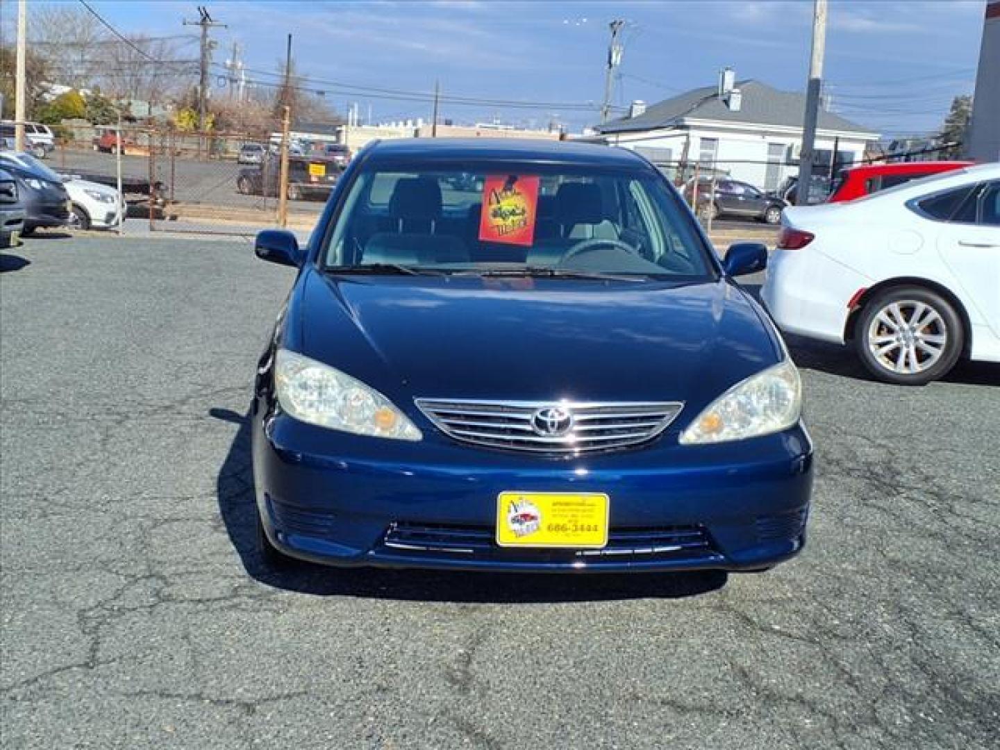 2005 Indigo Ink Pearl Toyota Camry LE (4T1BE30K15U) with an 2.4L 2.4L I4 160hp 163ft. lbs. Fuel Injected engine, Automatic transmission, located at 50 Eastern Blvd., Essex, MD, 21221, (410) 686-3444, 39.304367, -76.484947 - Photo#7