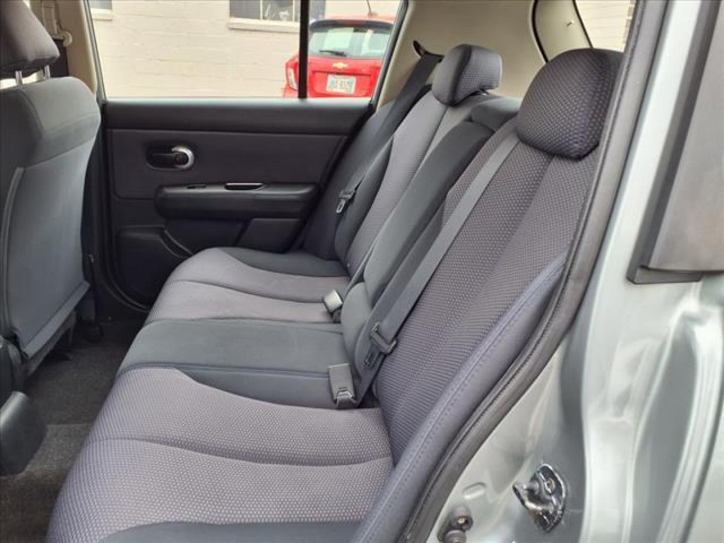 2007 Silver Nissan Versa 1.8 SL (3N1BC13E27L) with an 1.8L 1.8L I4 122hp 127ft. lbs. Sequential-Port F.I. engine, CVT transmission, located at 50 Eastern Blvd., Essex, MD, 21221, (410) 686-3444, 39.304367, -76.484947 - Photo#13