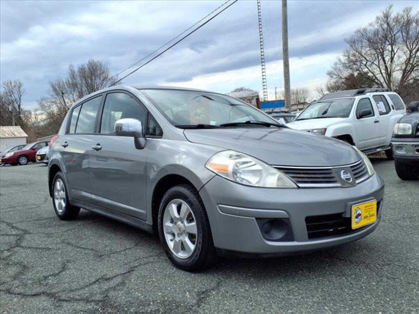 2007 Silver Nissan Versa 1.8 SL (3N1BC13E27L) with an 1.8L 1.8L I4 122hp 127ft. lbs. Sequential-Port F.I. engine, CVT transmission, located at 50 Eastern Blvd., Essex, MD, 21221, (410) 686-3444, 39.304367, -76.484947 - Photo#7