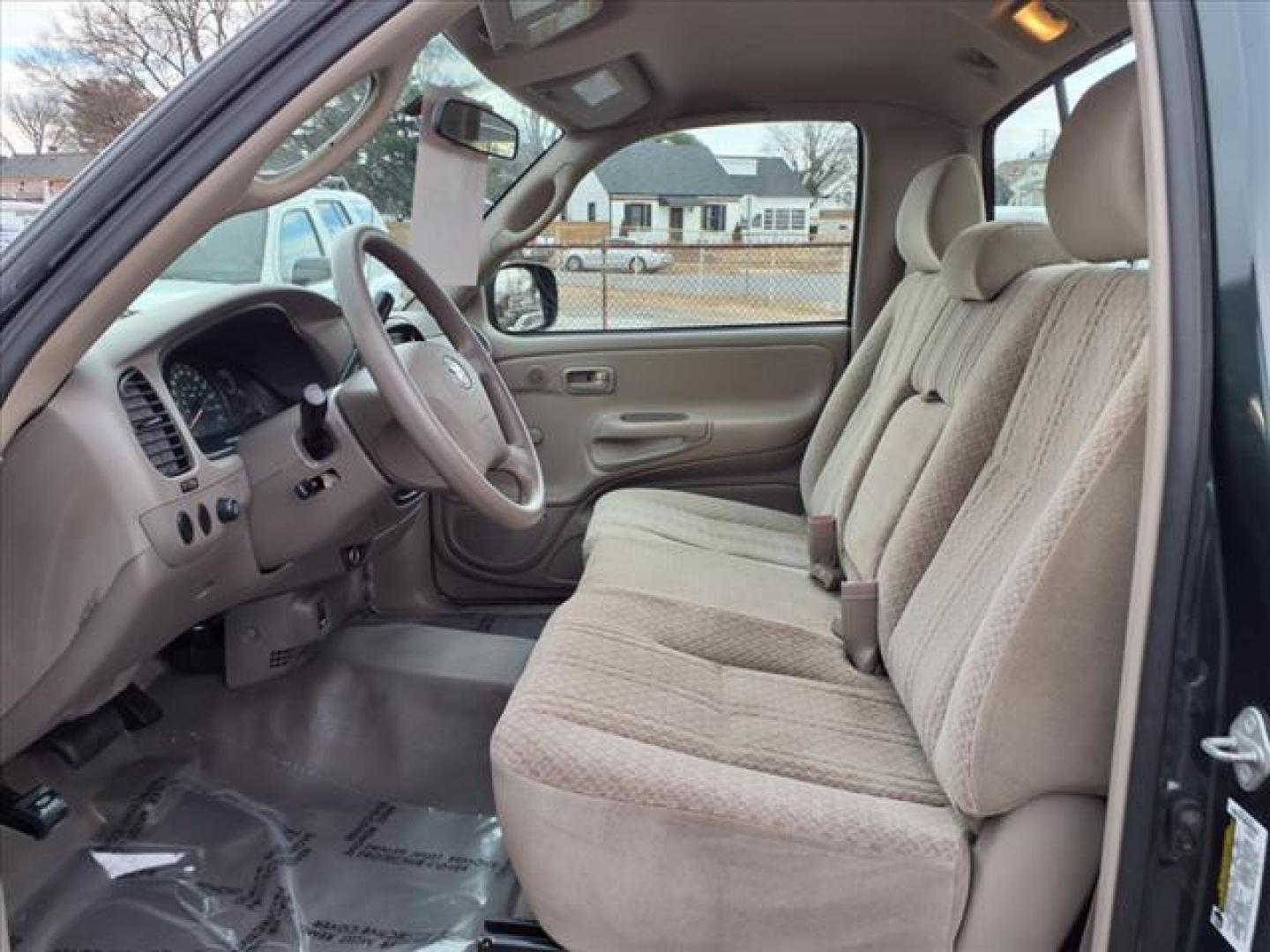 2005 Timberland Mica Toyota Tundra Base (5TBKT42115S) with an 4.7L 8 Cylinder Fuel Injected engine, AT4X4 transmission, located at 50 Eastern Blvd., Essex, MD, 21221, (410) 686-3444, 39.304367, -76.484947 - Photo#11