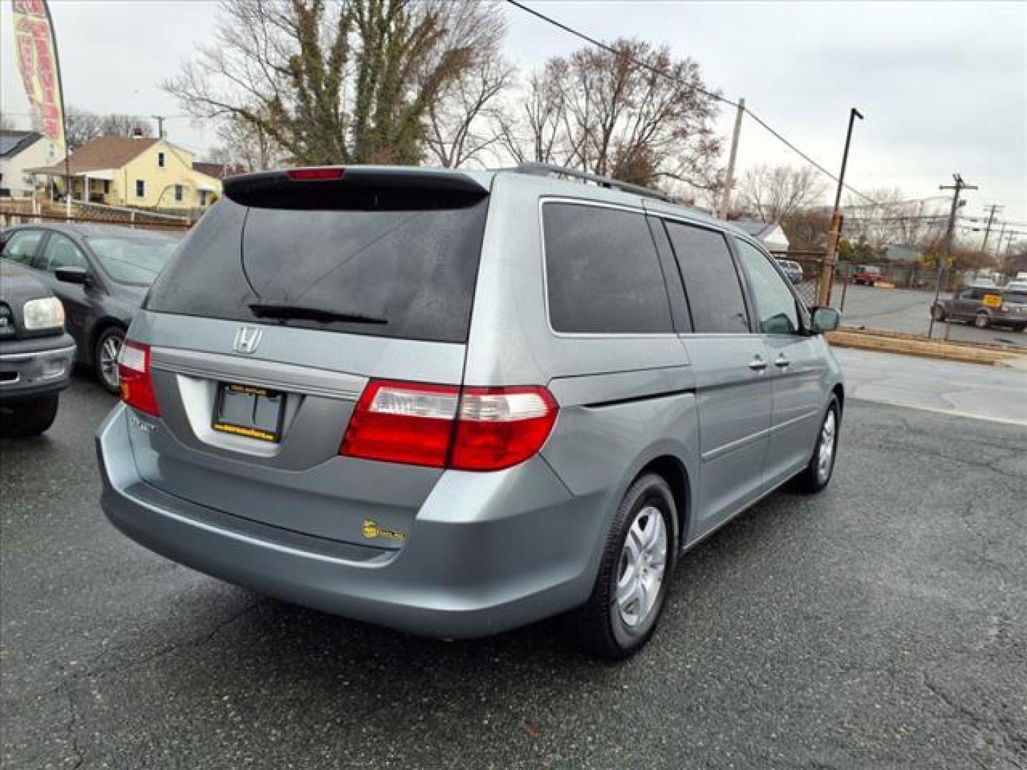 2007 Ocean Mist Metallic Honda Odyssey EX (5FNRL38477B) with an 3.5L 6 Cylinder Sequential-Port F.I. engine, Automatic transmission, located at 50 Eastern Blvd., Essex, MD, 21221, (410) 686-3444, 39.304367, -76.484947 - Photo#5