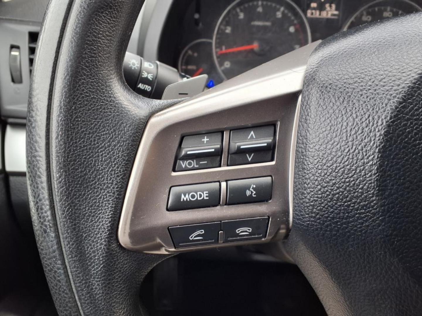 2014 Ice Silver Metallic Subaru Outback 2.5i (4S4BRBAC0E3) with an 2.5L 4 Cylinder Sequential-Port F.I. engine, AT4X4 transmission, located at 50 Eastern Blvd., Essex, MD, 21221, (410) 686-3444, 39.304367, -76.484947 - Photo#19