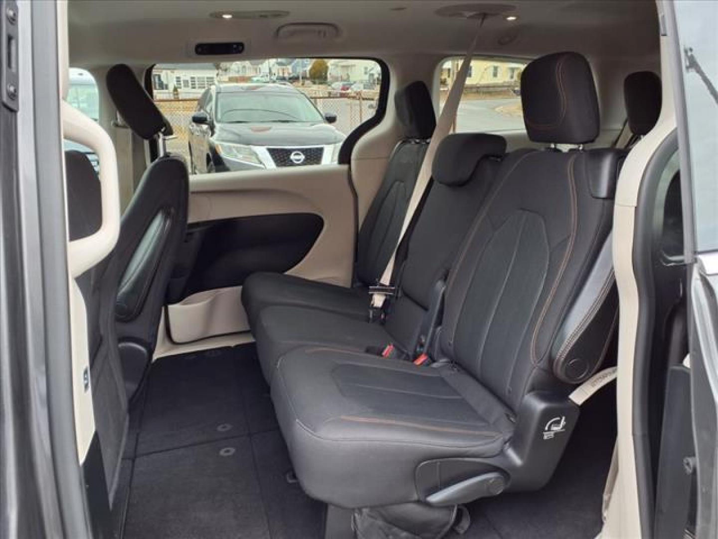 2017 Granite Crystal Metallic Clear Coat Chrysler Pacifica Touring (2C4RC1DG1HR) with an 3.6L 6 Cylinder Sequential-Port F.I. engine, Automatic transmission, located at 50 Eastern Blvd., Essex, MD, 21221, (410) 686-3444, 39.304367, -76.484947 - Photo#14