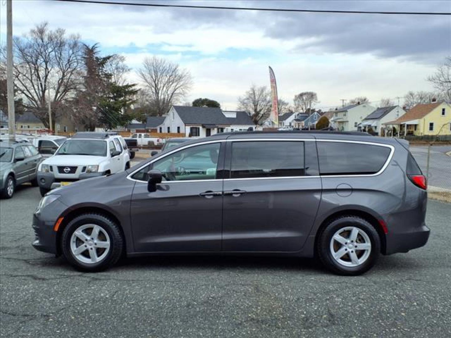 2017 Granite Crystal Metallic Clear Coat Chrysler Pacifica Touring (2C4RC1DG1HR) with an 3.6L 6 Cylinder Sequential-Port F.I. engine, Automatic transmission, located at 50 Eastern Blvd., Essex, MD, 21221, (410) 686-3444, 39.304367, -76.484947 - Photo#1