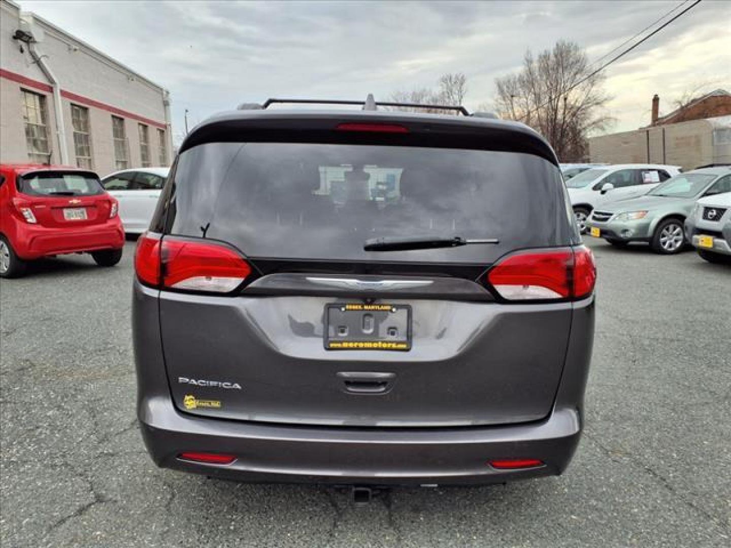 2017 Granite Crystal Metallic Clear Coat Chrysler Pacifica Touring (2C4RC1DG1HR) with an 3.6L 6 Cylinder Sequential-Port F.I. engine, Automatic transmission, located at 50 Eastern Blvd., Essex, MD, 21221, (410) 686-3444, 39.304367, -76.484947 - Photo#3