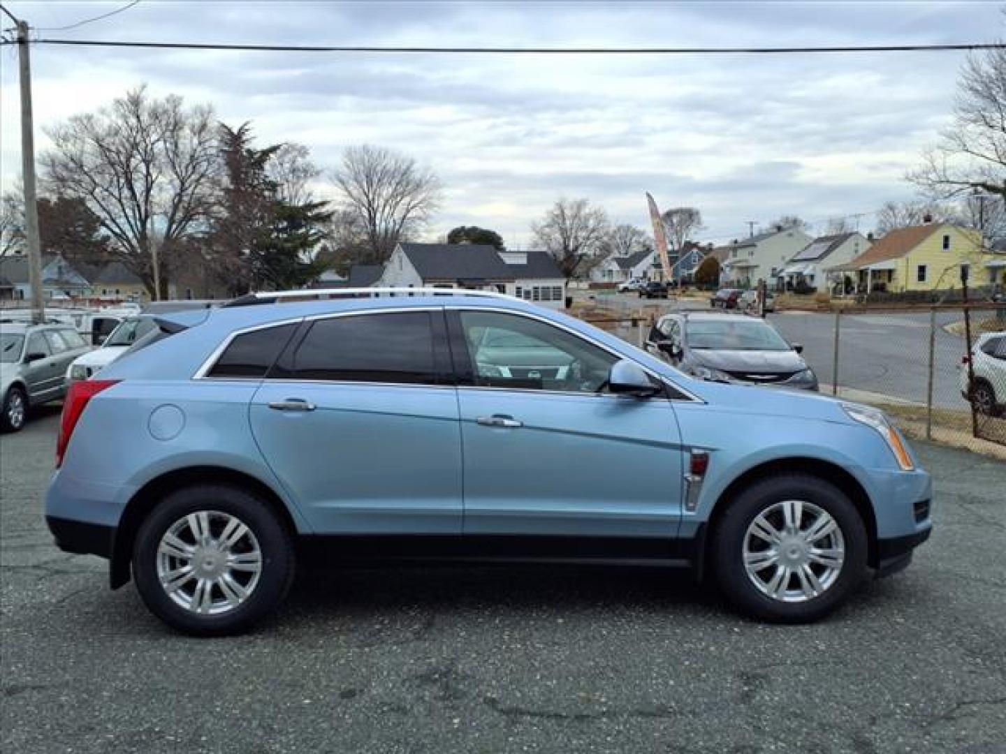 2011 Blue Frost Metallic Cadillac SRX Luxury Collection (3GYFNAEYXBS) with an 3.0L 6 Cylinder Fuel Injected engine, Automatic transmission, located at 50 Eastern Blvd., Essex, MD, 21221, (410) 686-3444, 39.304367, -76.484947 - Photo#6