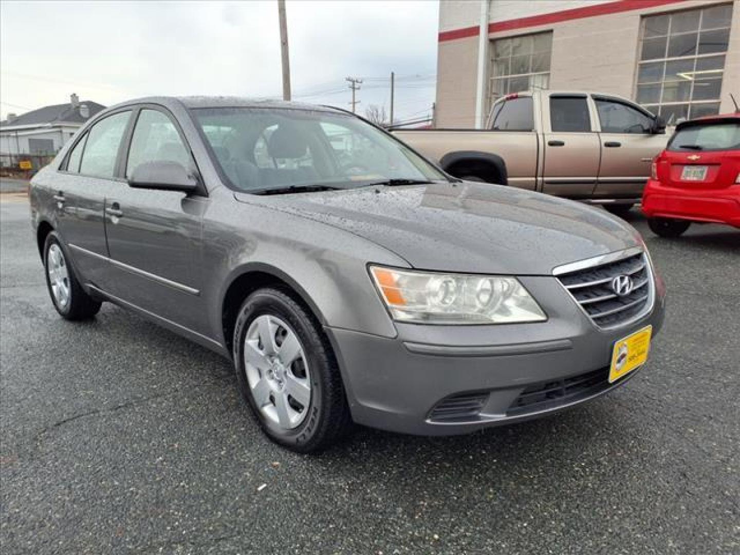 2009 Slate Blue Hyundai SONATA GLS (5NPET46C09H) with an 2.4L 2.4L I4 175hp 168ft. lbs. Fuel Injected engine, 5-Speed Shiftable Automatic transmission, located at 50 Eastern Blvd., Essex, MD, 21221, (410) 686-3444, 39.304367, -76.484947 - Photo#6